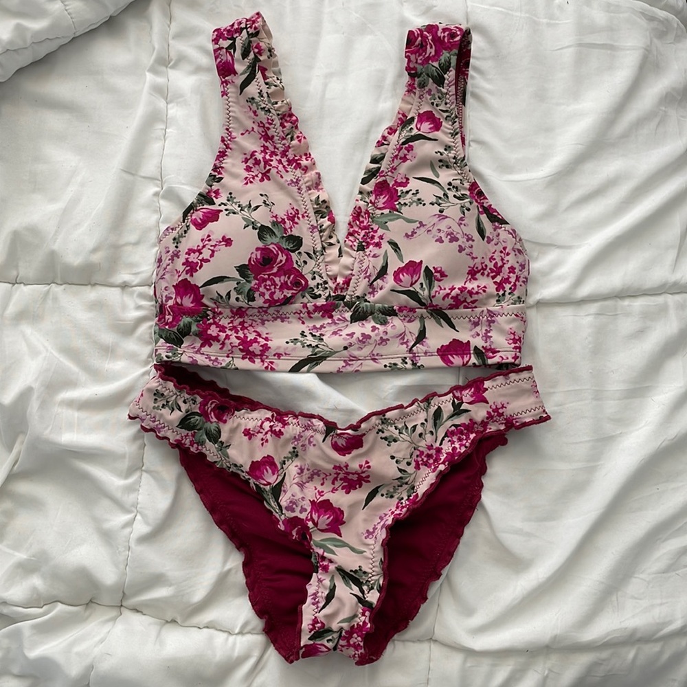 Floral bikini set